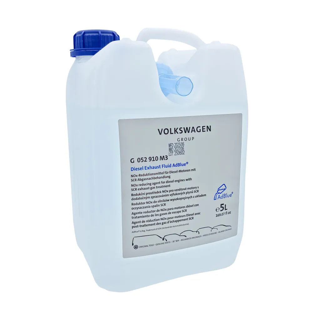VW AdBlue karbamid 5L tartály töltőtölcsérrel, Diesel Exhaust Fluid, G052910M3